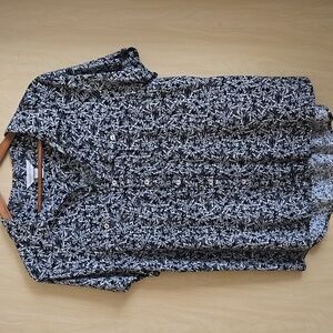 Christopher & Banks Tropical Palm Top